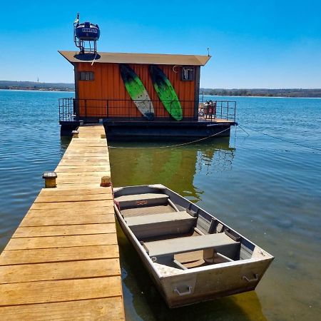 ברזיליה House Boat "Faroeste Caboclo" מראה חיצוני תמונה