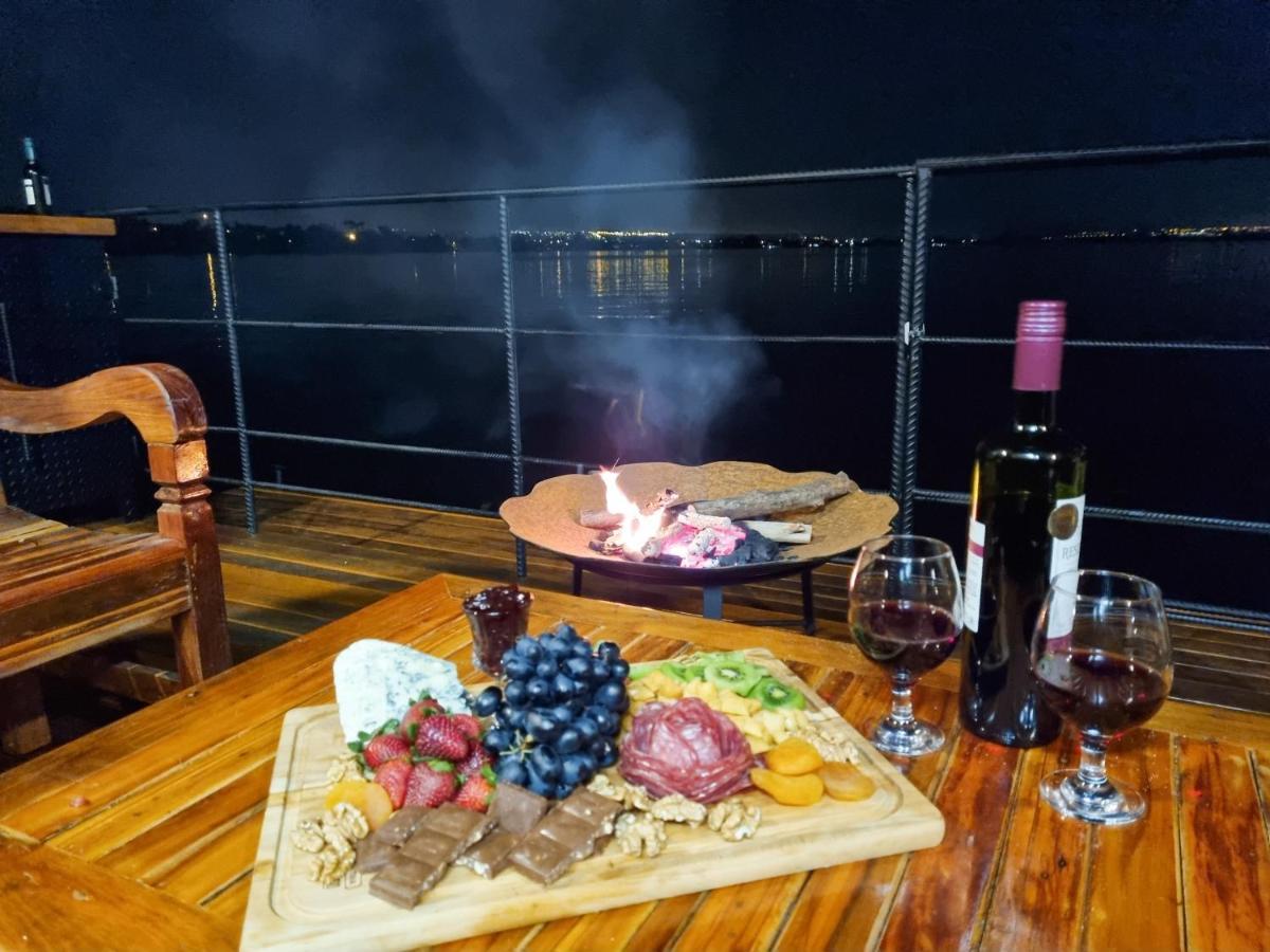 ברזיליה House Boat "Faroeste Caboclo" מראה חיצוני תמונה