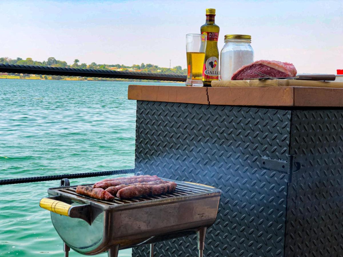 ברזיליה House Boat "Faroeste Caboclo" מראה חיצוני תמונה